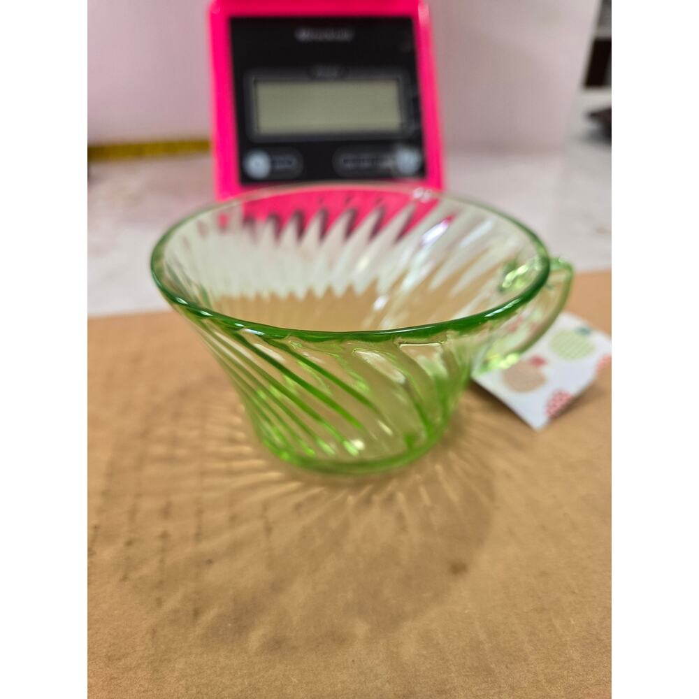 1 Anchor Hocking Uranium Glass Spiral Tea Cup Replacement Vaseline Depression